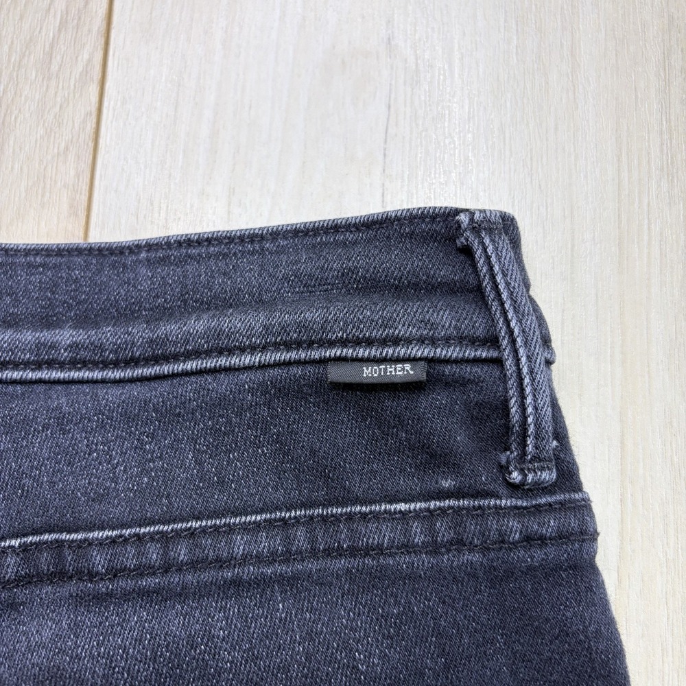 MOTHER The Weekender Mid-Rise Flare jeans Black Deep End black size 29 - Picture 16 of 16